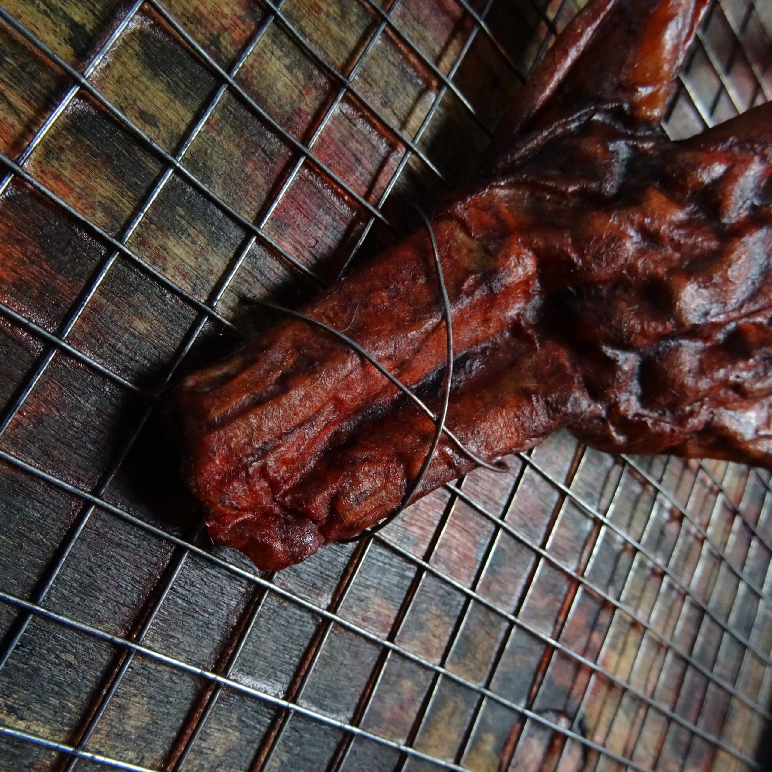 Realistic Severed Hand Display - Image 2